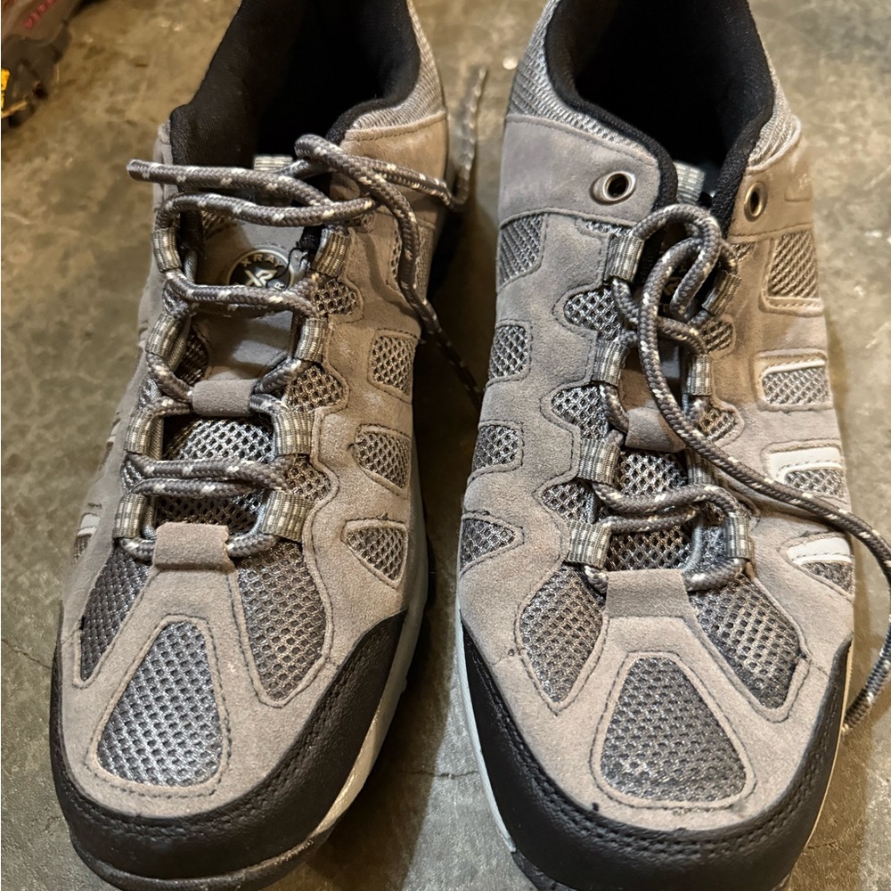 Gray Athletic Men's Shoes